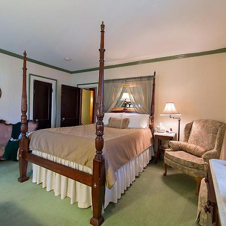 Rosewood Inn コーニング エクステリア 写真